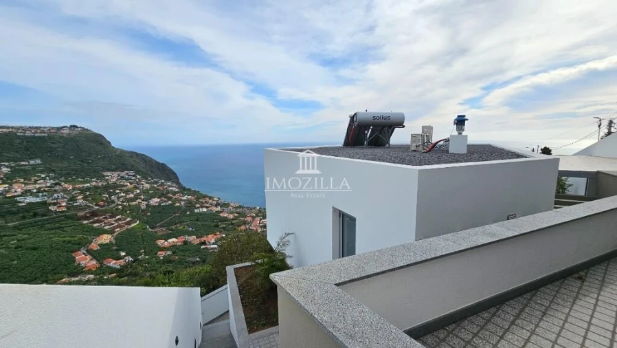 Moradia T2 para Venda em Arco da Calheta Foto 50