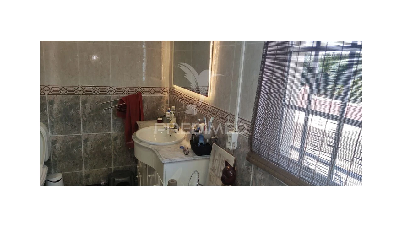 Quinta T3 para Venda em Vale da Pedra Foto 18