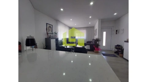 Apartamento T3 para Venda em Buarcos