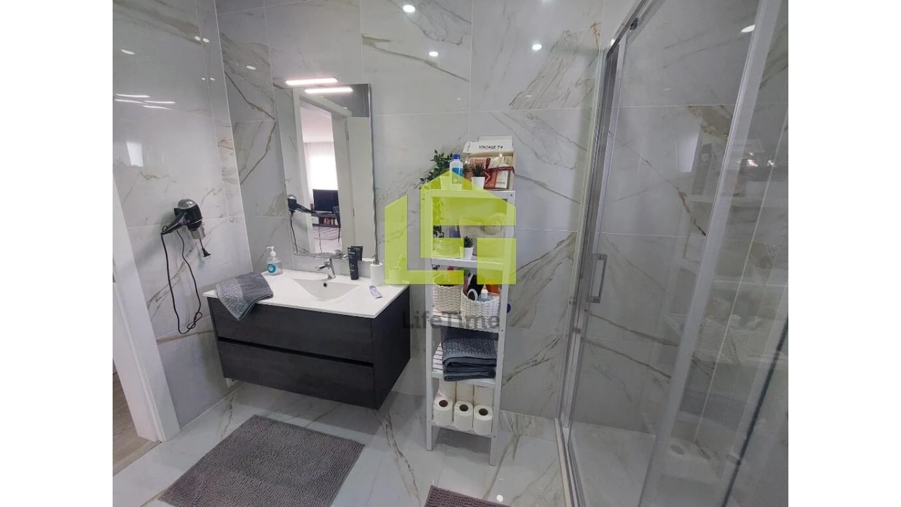 Apartamento T3 para Venda em Buarcos Foto 12