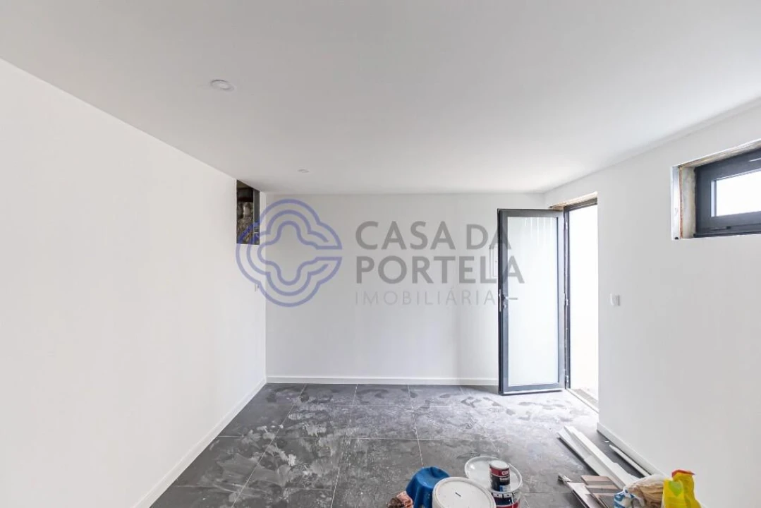 Moradia T3 para Venda em Cidade da Maia Foto 41