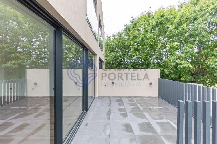 Moradia T3 para Venda em Cidade da Maia Foto 38