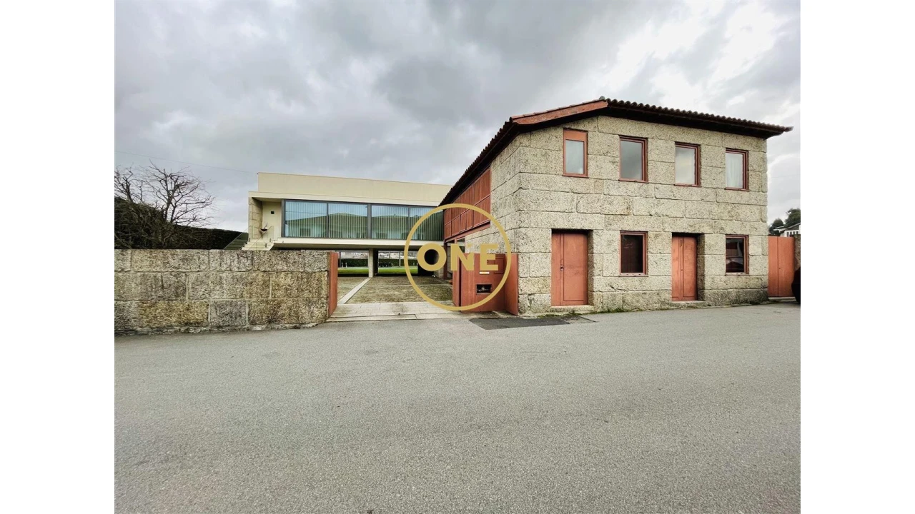 Moradia T4 para Venda em São Torcato Foto 69