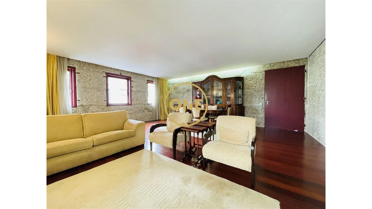 Moradia T4 para Venda em São Torcato Foto 17