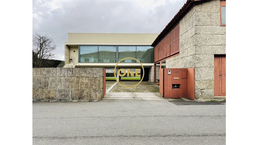 Moradia T4 para Venda em São Torcato Foto 2