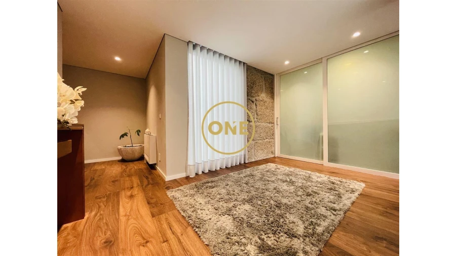 Moradia T4 para Venda em São Torcato Foto 22