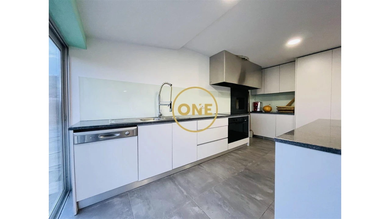 Moradia T4 para Venda em São Torcato Foto 63