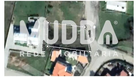 Terreno para Venda em São Pedro de Serracenos
