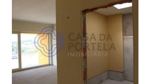 Moradia T5 para Venda em Pedroso e Seixezelo