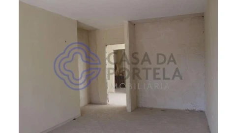 Moradia T5 para Venda em Pedroso e Seixezelo