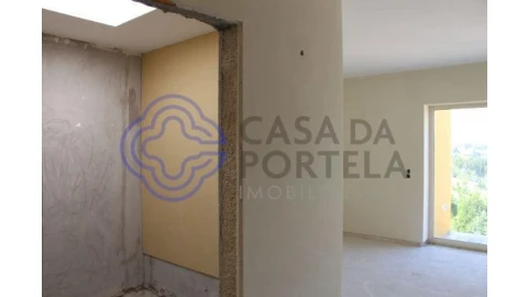 Moradia T5 para Venda em Pedroso e Seixezelo