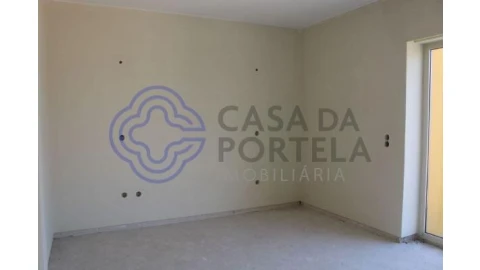 Moradia T5 para Venda em Pedroso e Seixezelo