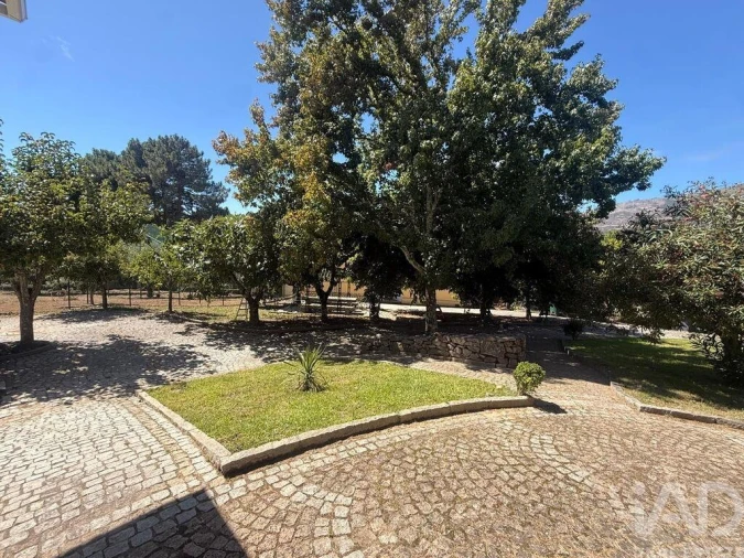 Moradia T5 para Venda em Adoufe e Vilarinho de Samardã Foto 15