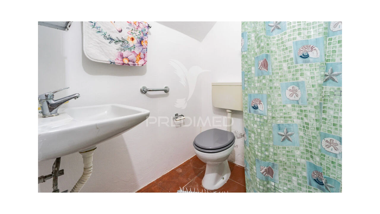 Moradia T1 para Venda em Angra (São Pedro) Foto 14