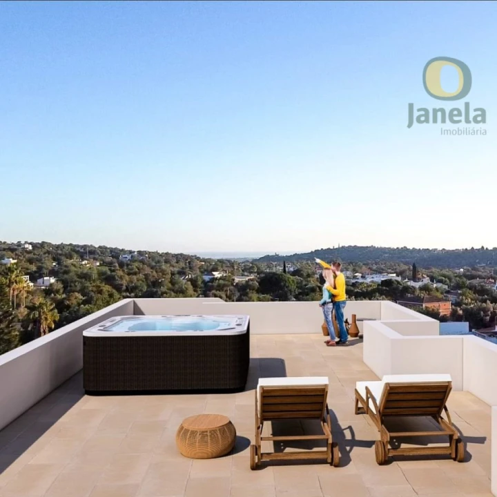 Moradia T3 para Venda em Santa Barbara de Nexe Foto 5