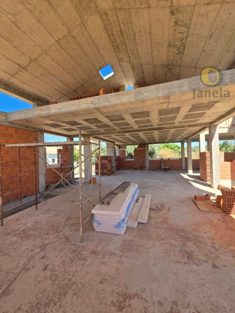 Moradia T3 para Venda em Santa Barbara de Nexe