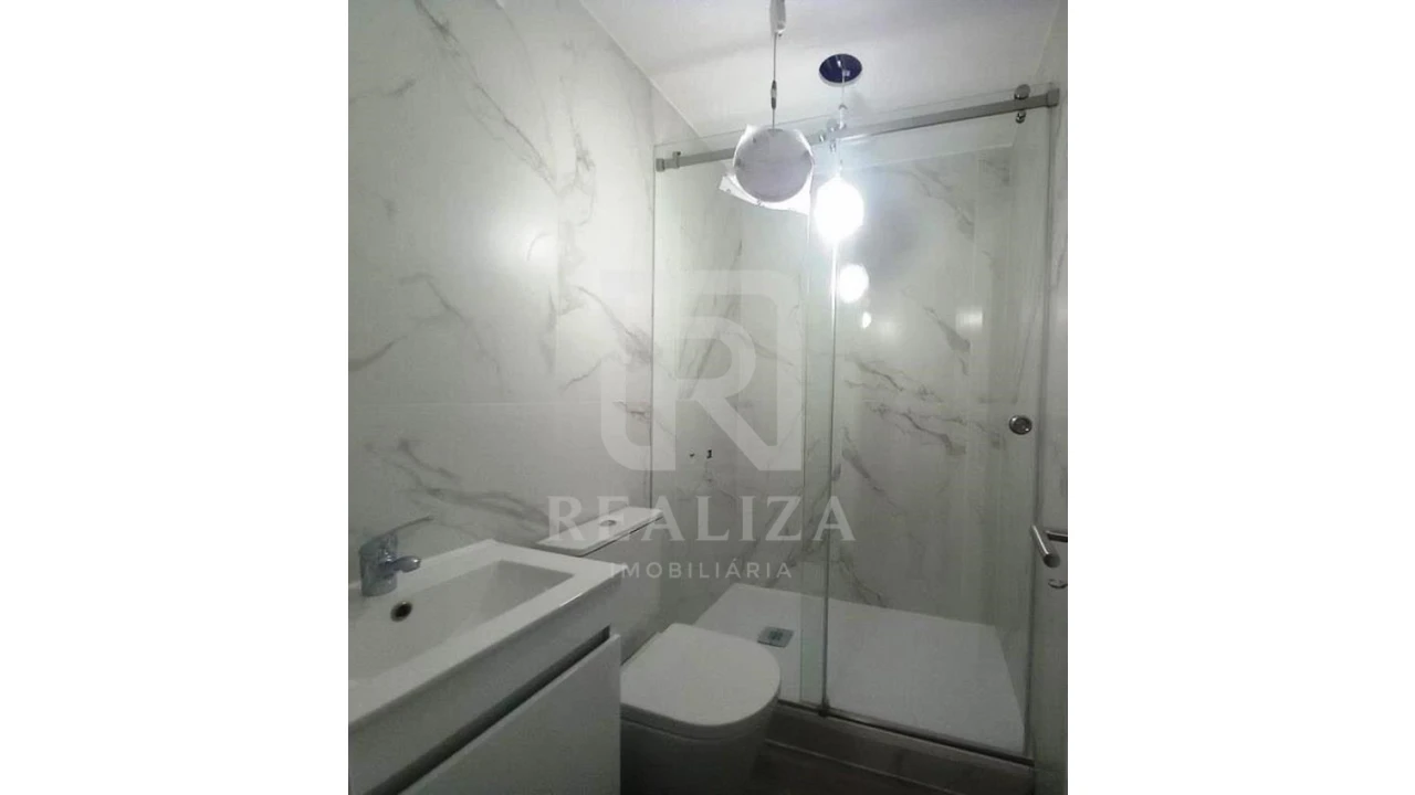 Apartamento T3 para Venda em Costa da Caparica Foto 21