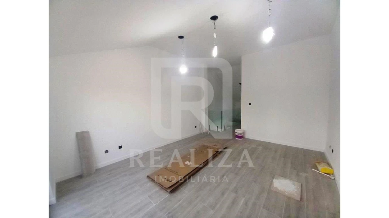 Apartamento T3 para Venda em Costa da Caparica Foto 27