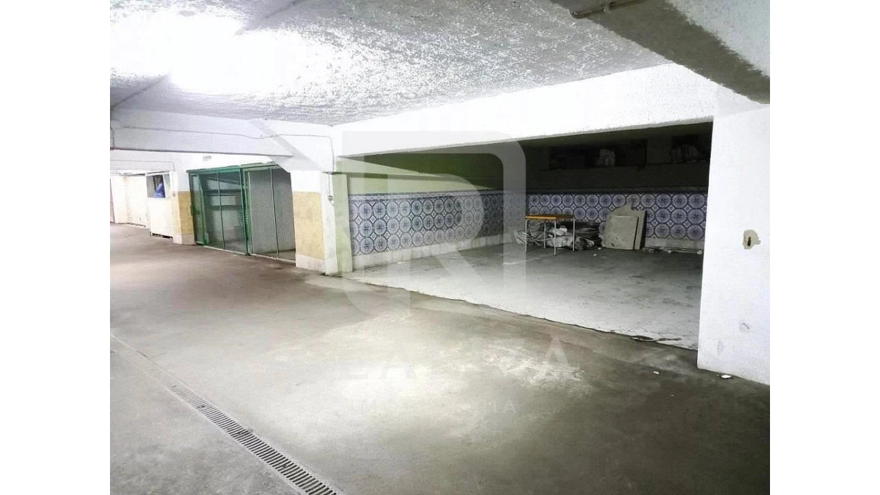 Apartamento T3 para Venda em Costa da Caparica Foto 30
