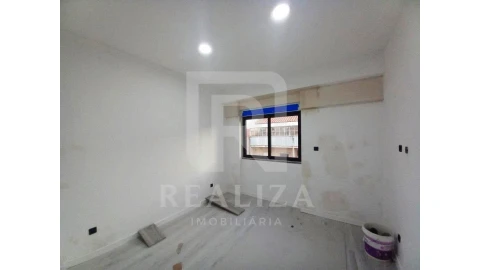 Apartamento T3 para Venda em Costa da Caparica