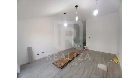 Apartamento T3 para Venda em Costa da Caparica