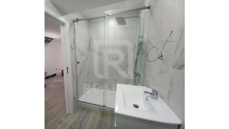 Apartamento T3 para Venda em Costa da Caparica Foto 12