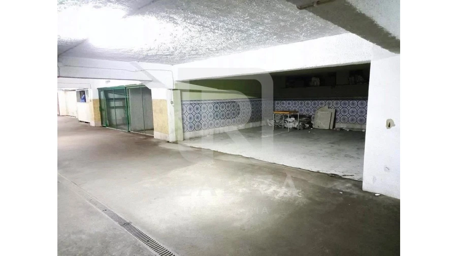 Apartamento T3 para Venda em Costa da Caparica Foto 30