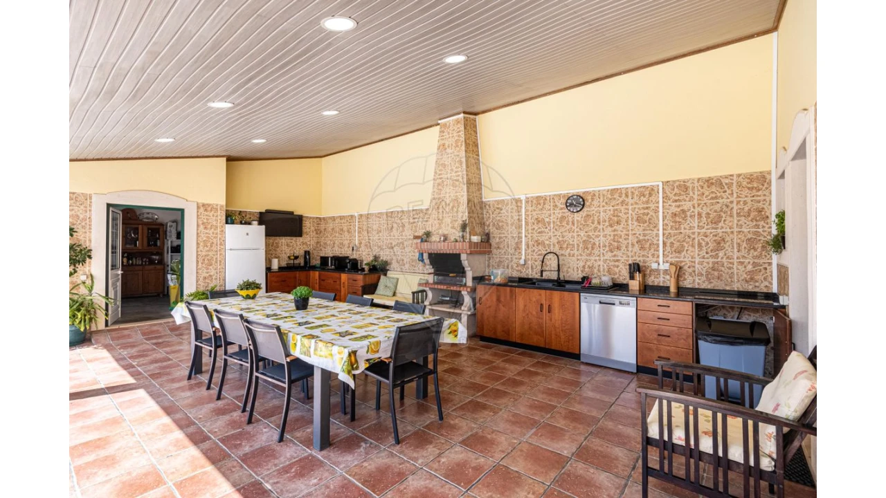 Moradia T5 para Venda em Aveiras de Cima Foto 27