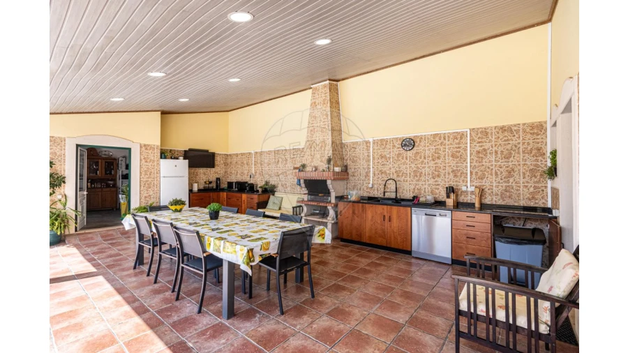 Moradia T5 para Venda em Aveiras de Cima Foto 27