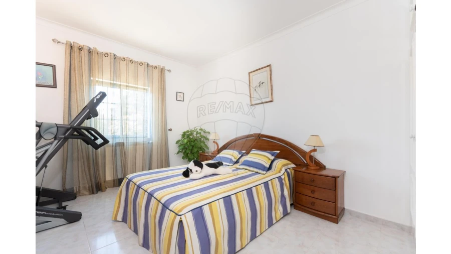 Moradia T5 para Venda em Aveiras de Cima Foto 22