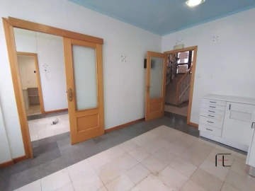 Loja para Venda em Alto do Seixalinho, Santo André e Verderena