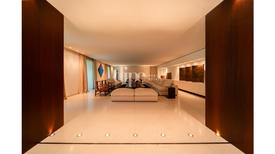 Moradia T5 para Venda em Oliveira, São Paio e São Sebastião Foto 15