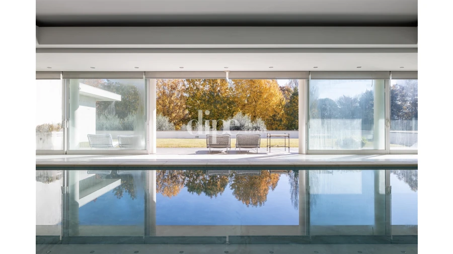 Moradia T5 para Venda em Oliveira, São Paio e São Sebastião Foto 10