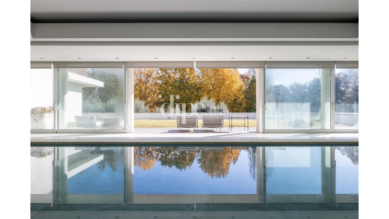 Moradia T5 para Venda em Oliveira, São Paio e São Sebastião Foto 10