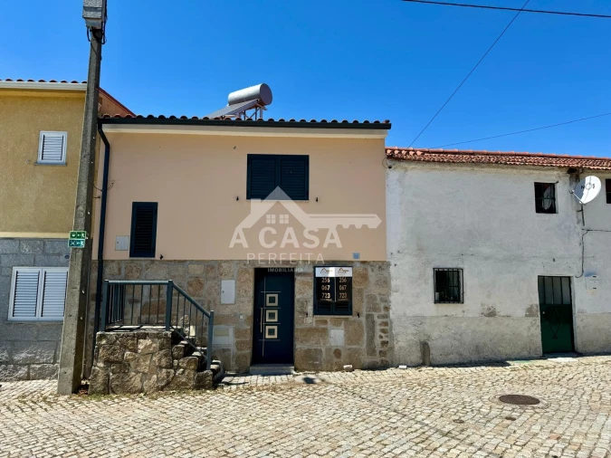 Moradia T1 para Venda em Cortiçô da Serra, Vide Entre Vinhas e Salgueirais Foto 1