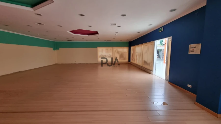 Loja para Arrendamento em Pombal Foto 8