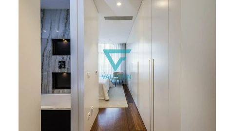 Apartamento T4 para Venda em Leiria, Pousos, Barreira e Cortes