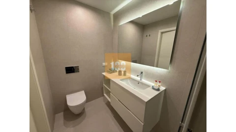 Apartamento T3 para Venda em Santa Marinha e São Pedro da Afurada