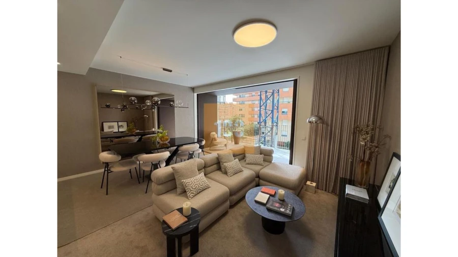 Apartamento T3 para Venda em Santa Marinha e São Pedro da Afurada Foto 2