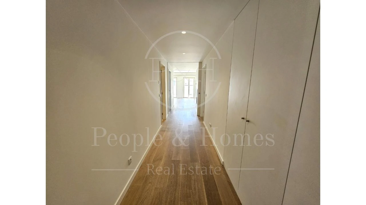 Apartamento T3 para Venda em Cascais e Estoril Foto 2