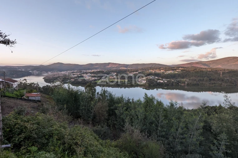 Terreno para Venda em Raiva, Pedorido e Paraíso Foto 6