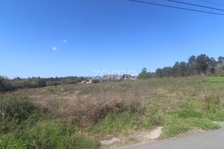 Terreno para Venda em Geraz do Lima (Santa Maria, Santa Leocádia, Moreira), Deão Foto 4