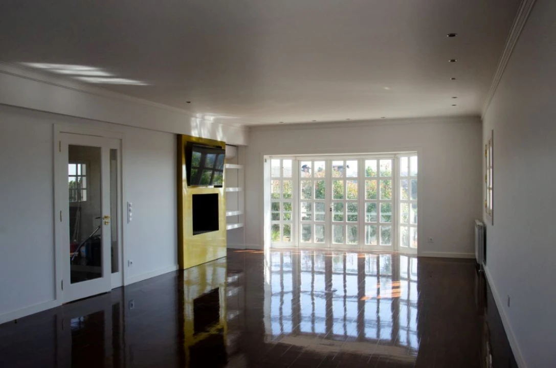 Moradia T5 para Venda em Arrifana Foto 15