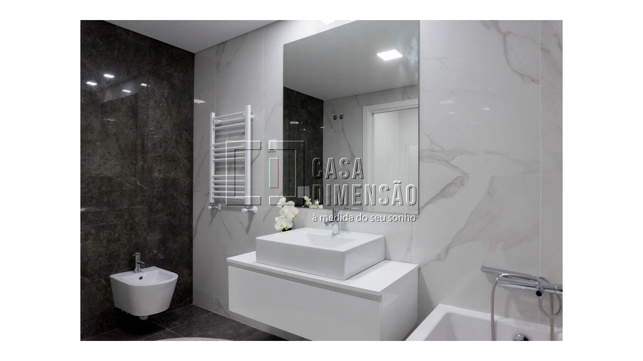 Apartamento T4 para Venda em Águas Livres Foto 64