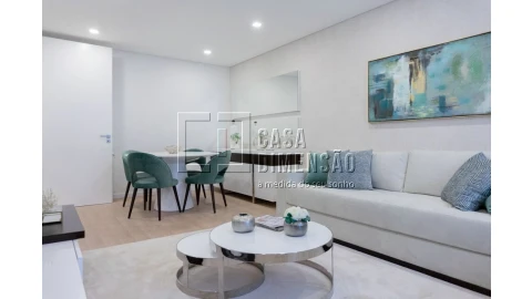 Apartamento T4 para Venda em Águas Livres
