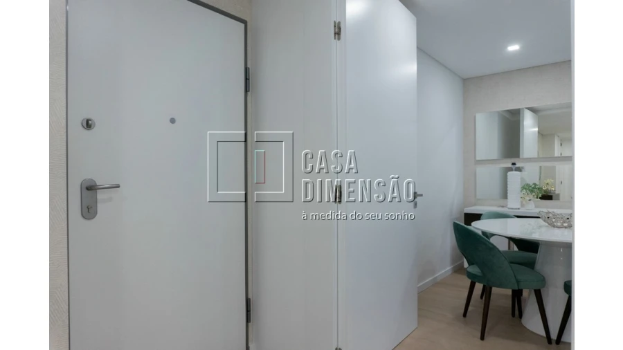 Apartamento T4 para Venda em Águas Livres Foto 5