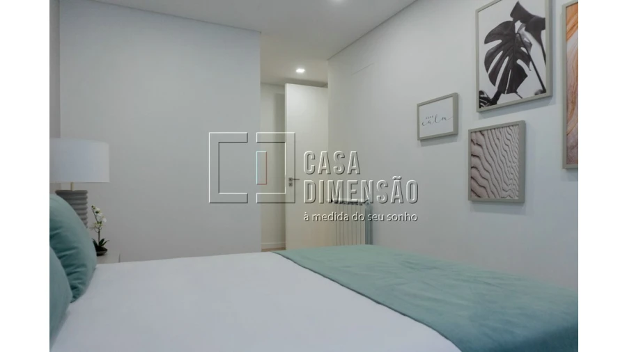 Apartamento T4 para Venda em Águas Livres Foto 54