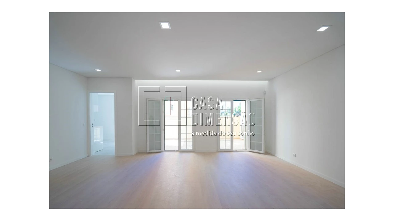 Apartamento T3 para Venda em Águas Livres Foto 5