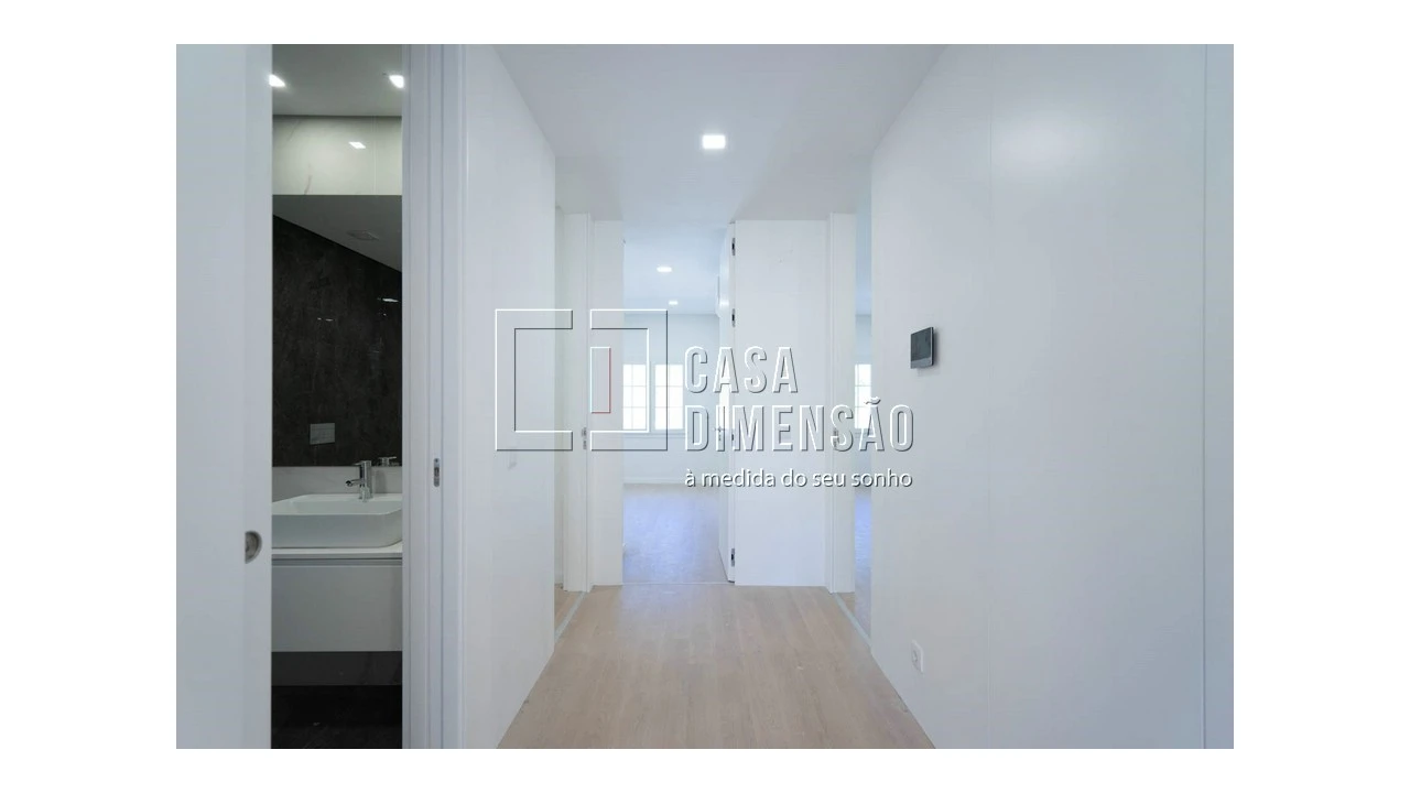 Apartamento T3 para Venda em Águas Livres Foto 24