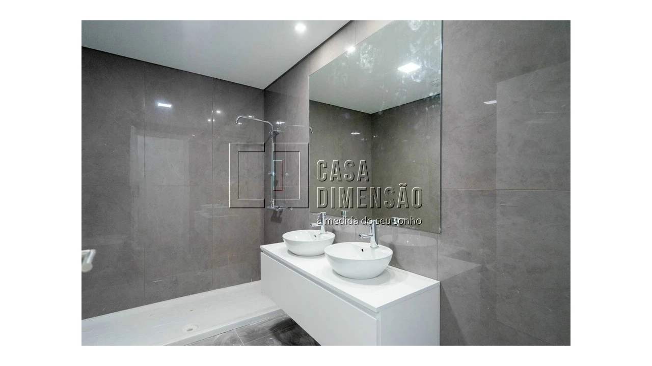 Apartamento T3 para Venda em Águas Livres Foto 42